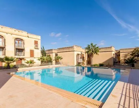 Villa Chambray & *